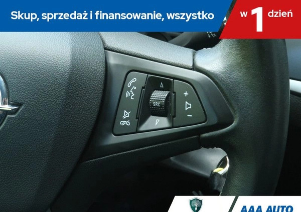 Opel Astra cena 53000 przebieg: 77026, rok produkcji 2017 z Dynów małe 277